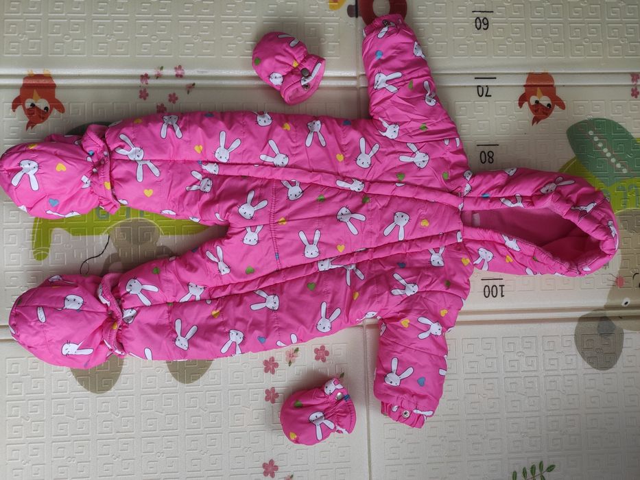 Комбінезони зимові, демісезонні дитячі 56, 62 розміри.