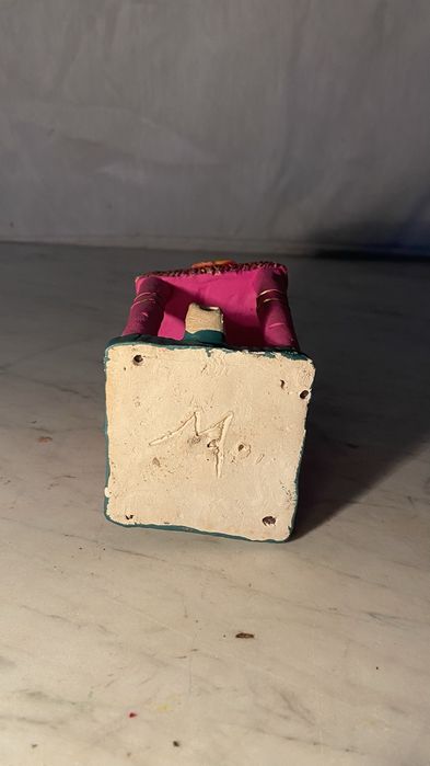 Cadeira Maria Alice—Apito—Mistério