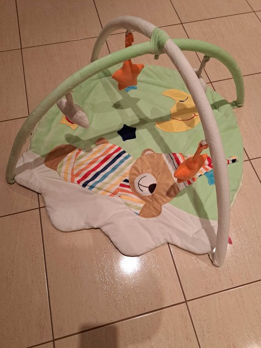 Vendo tapete de atividades / ginásio de bebé acolchoado