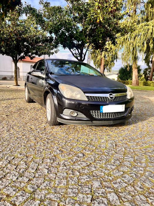 Opel Astra 1.7 GTC CDTI