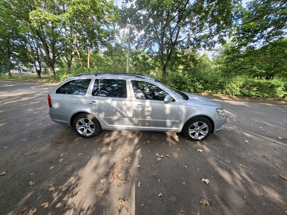 Skoda Octavia 2012 VIN TMBHK61Z7D2033441 фото оголошення 8 з 23