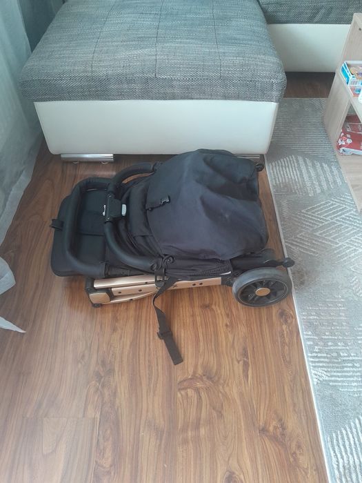Wózek dziecięcy spacerówka