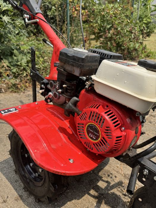 Motoenxada  em bom estado