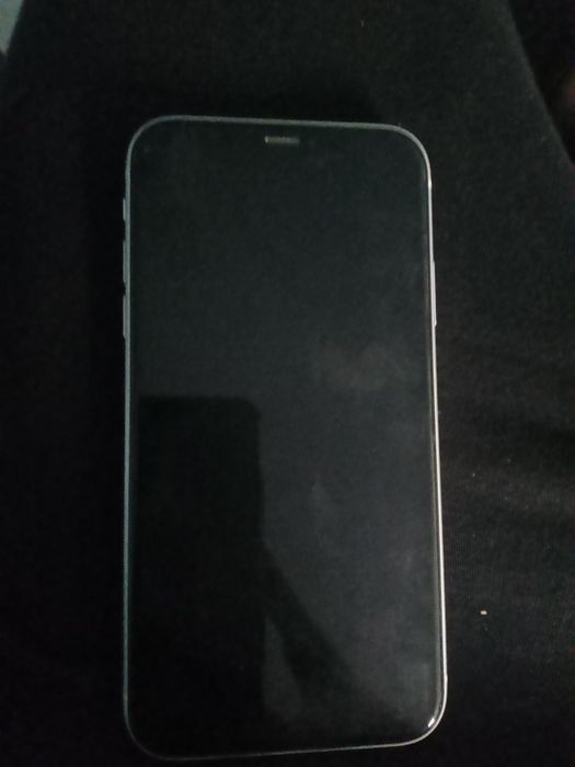 iPhone XR 64GB (bez rys)