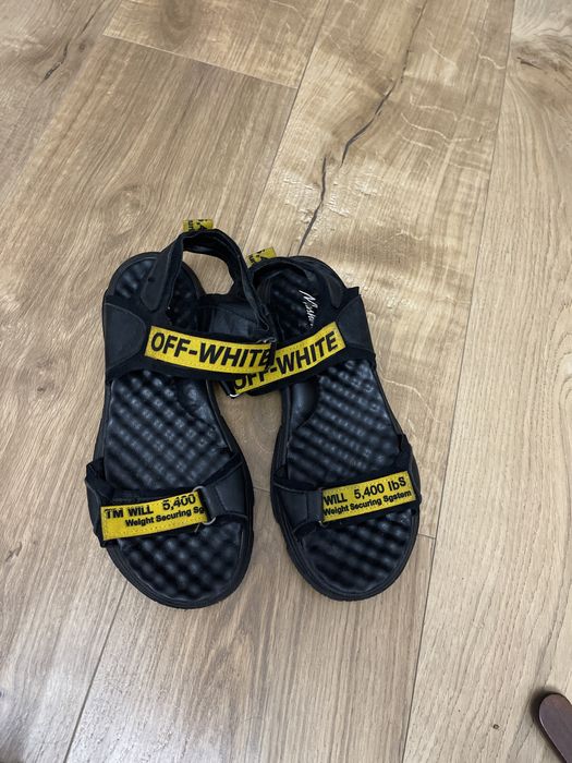 Шкіряні босоніжки на хлопця