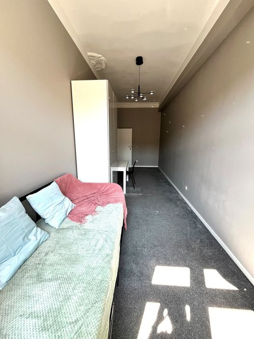 Duże 4 niezależne pokoje 3 łazienki  plus salon  w Centrum ul. Taczaka