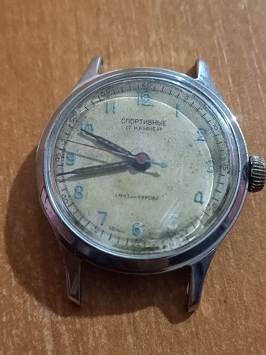 Механічний годинник СССР.