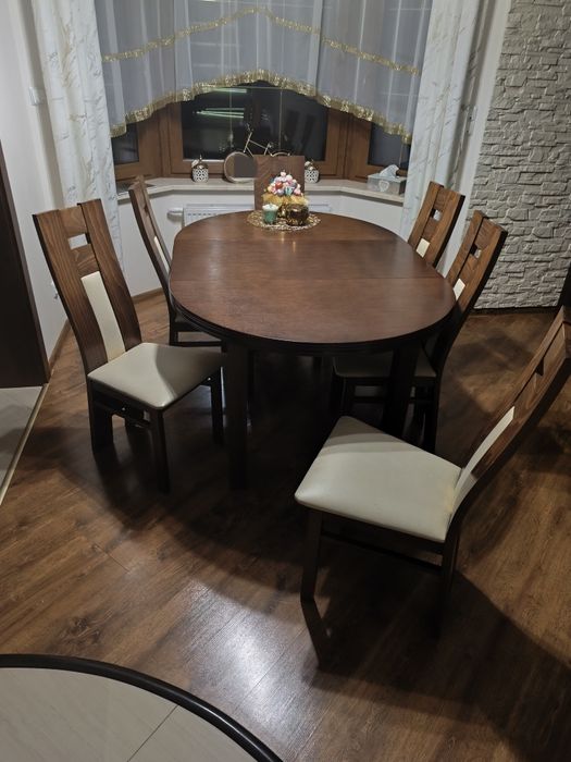 Stół 110/310 i 6 krzeseł