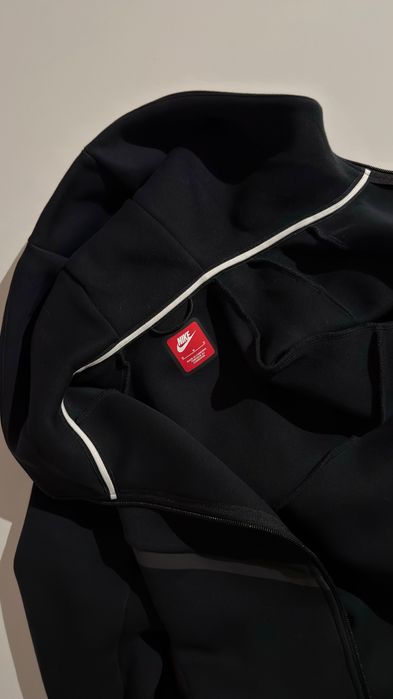 Dres Nike Tech Fleece – Bluza M / Spodnie S – Stan Idealny, Czarny