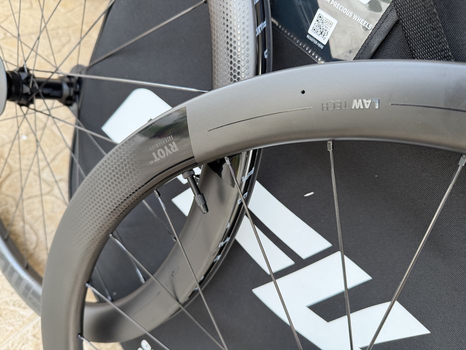 Para bicicleta de estrada - Rodas em carbono - PROMOCAO