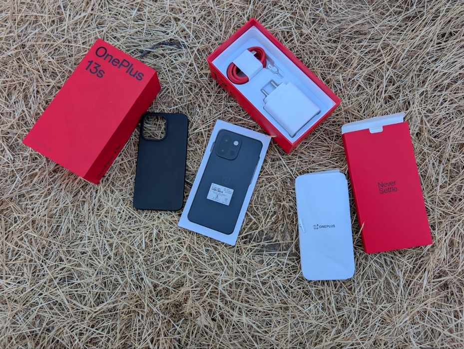 OnePlus 13s (12/512 Индия Global 2физ сим+ есим лучший компактный 2025