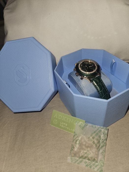 Nowy zegarek Swarovski zielony
