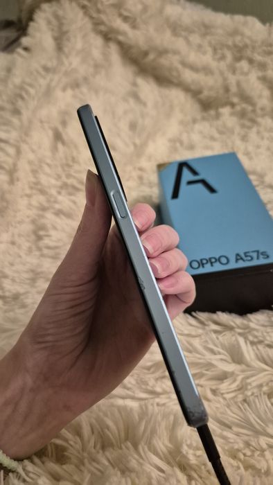 Oppo A57s телефон
