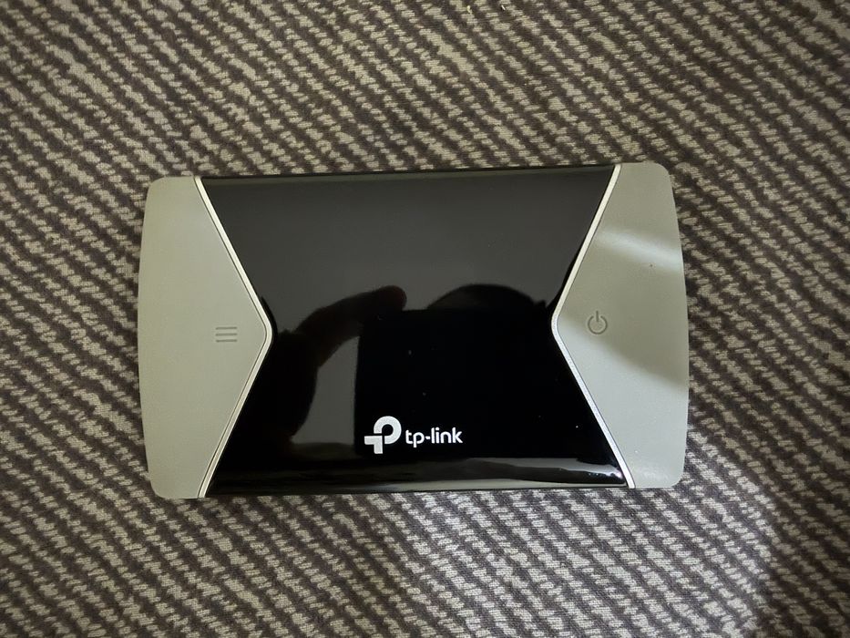 Модем 4G TP-Link M7650, тримає 15 годин