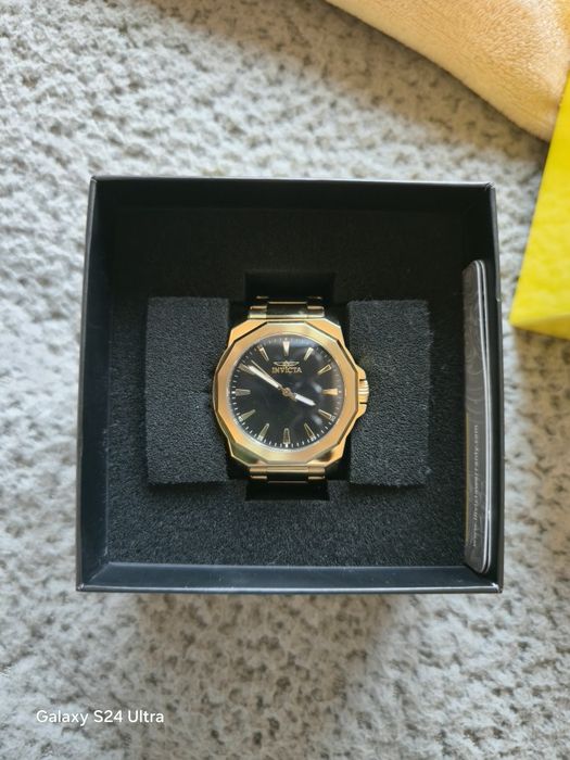 Invicta Speedway 4imm  Usado
Homem Quartzo Relógio - 42 mm
Esgotado