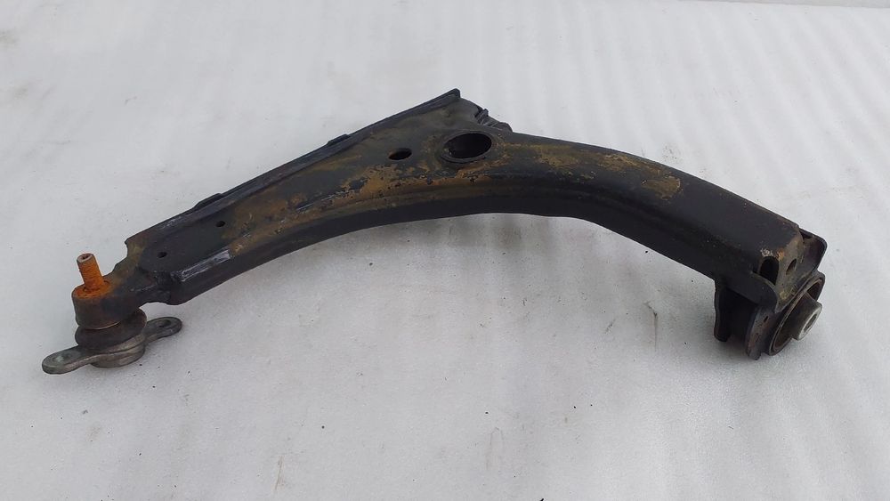 Braço de suspensão frente direito VOLKSWAGEN Crafter (2E)