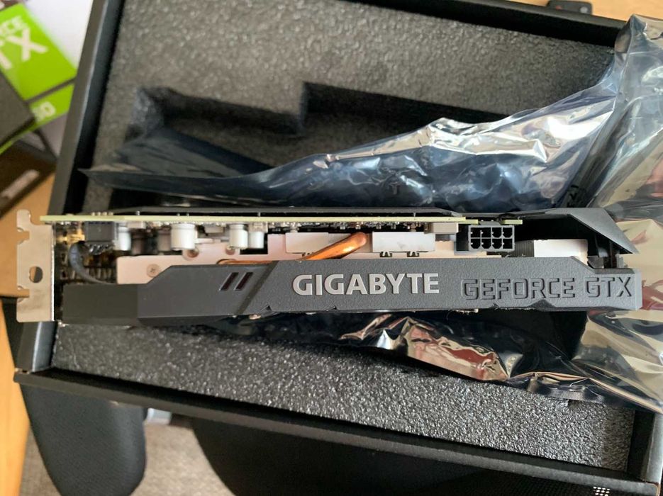 Placa grafica NVIDIA GeForce GTX 1660Ti