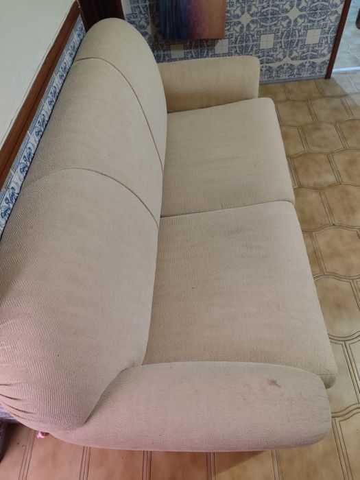 Sofá cama em bom estado