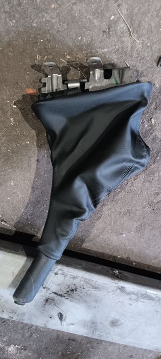 Dźwignia hamulca ręcznego z mieszkiem Renault Trafic lll