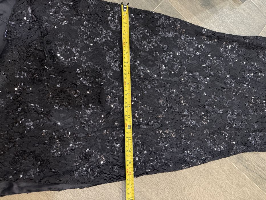 Святкове плаття в паєтки H&M