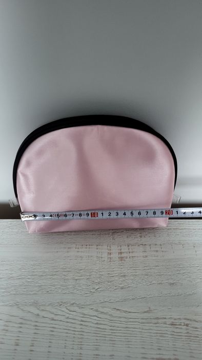 Kosmetyczka w paski
