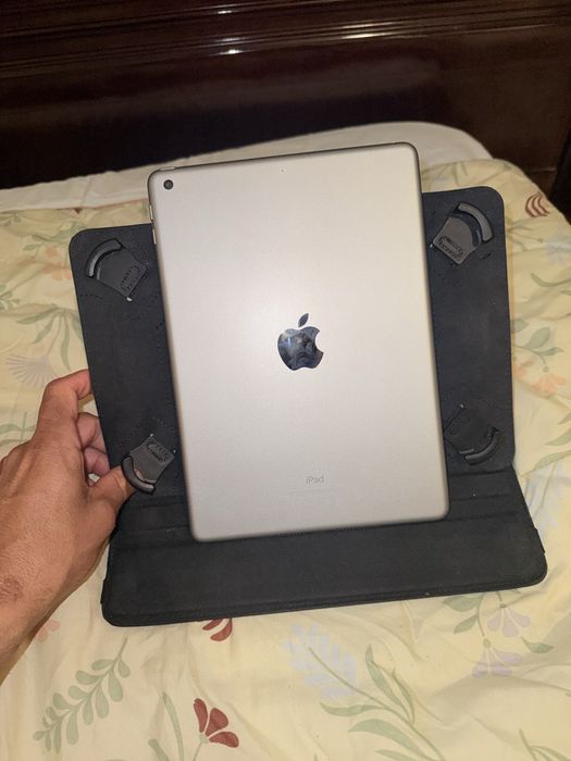 Iped 5 geração na cor prata wi fi