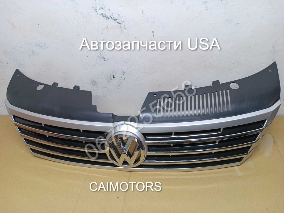 Решетка радиатора центральная верхняя гриль Passat CC