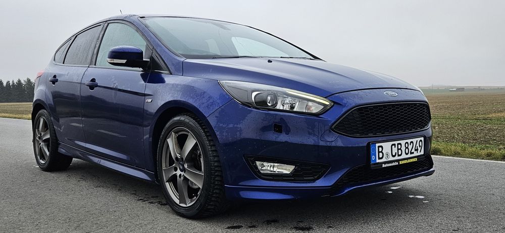 Ford Focus wersja ST line niski przebieg 1.0 benzyna okazja !!!