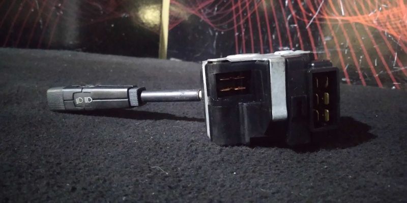 Manete Das Luzes Renault 9 (L42_)