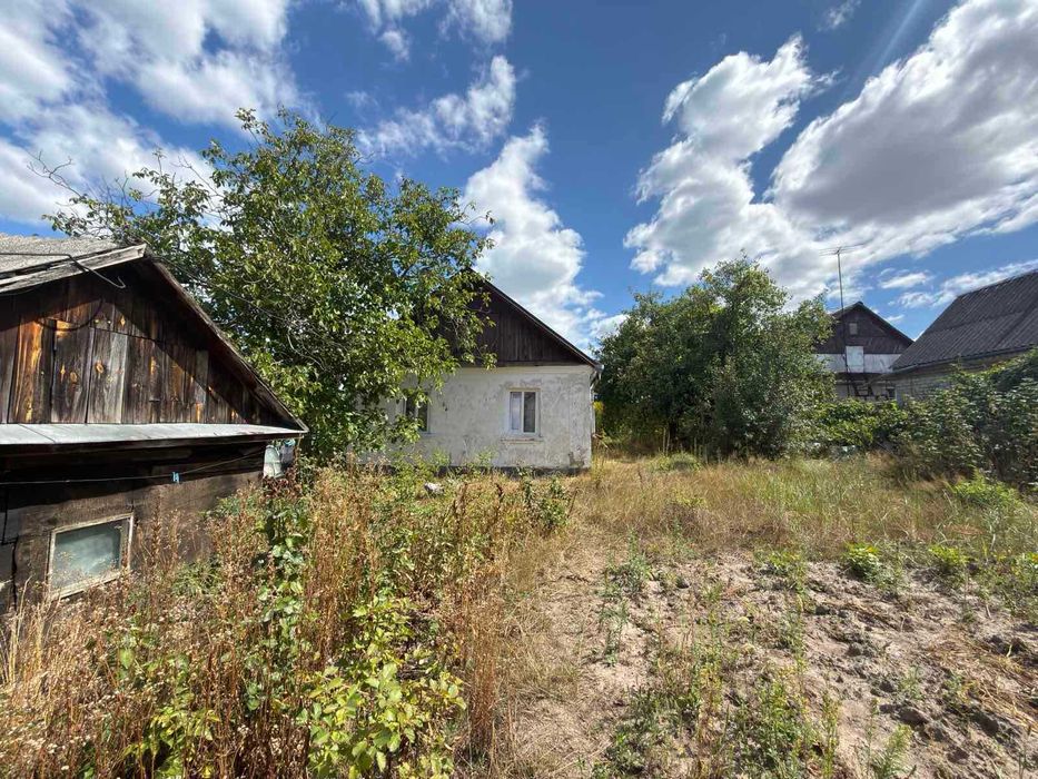 Продам окремий будинок по вул.Миру