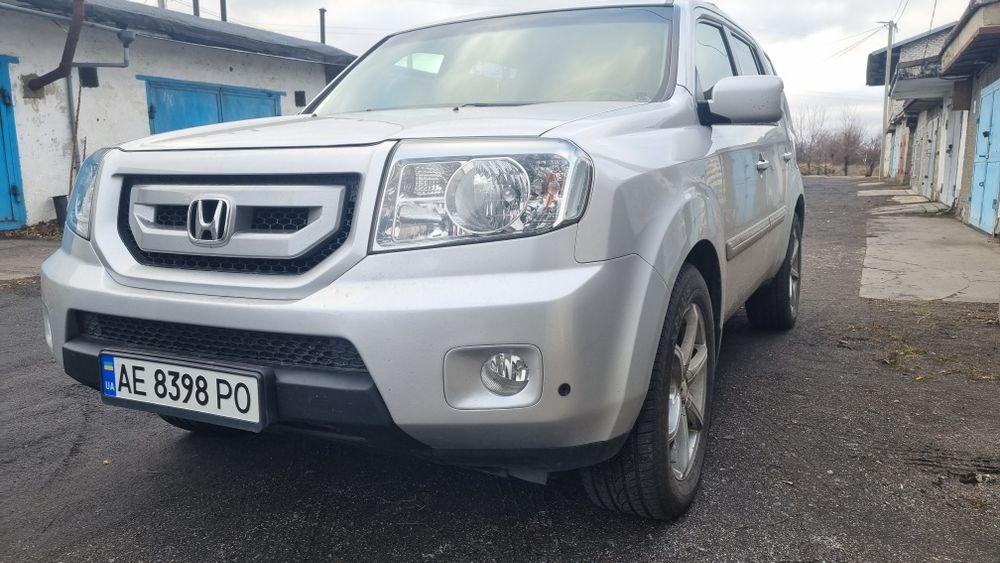 Продаётся классный личный  аппарат хонда пилот2  2008года,