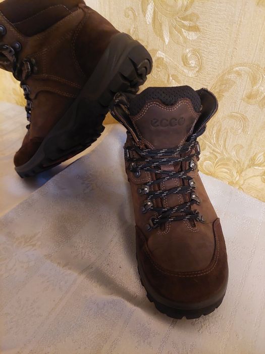 Продам Ботинки Ecco