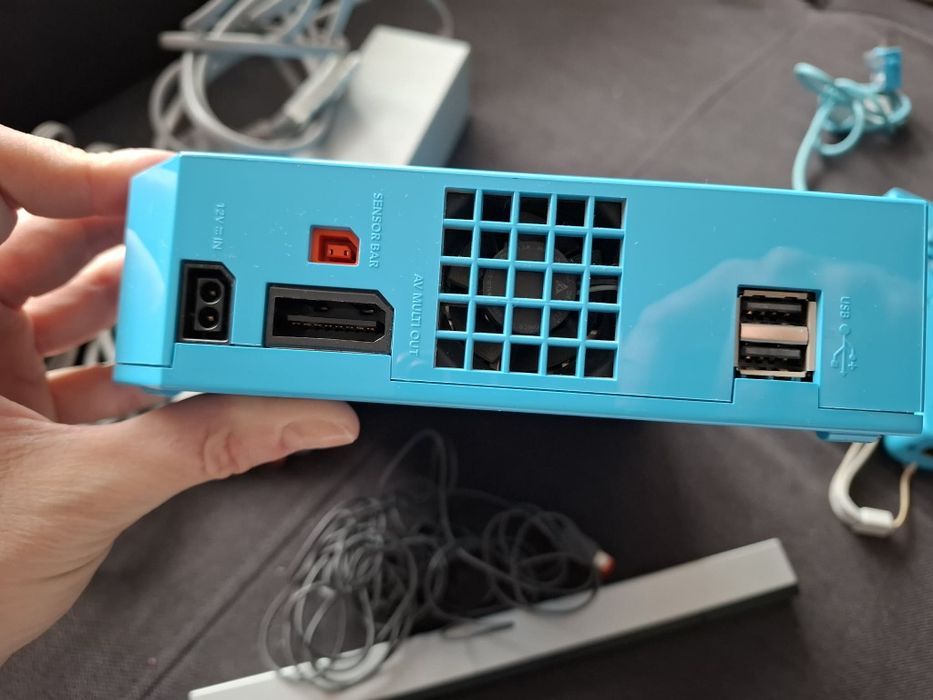 Konsola nintendo Wii niebieska + pad