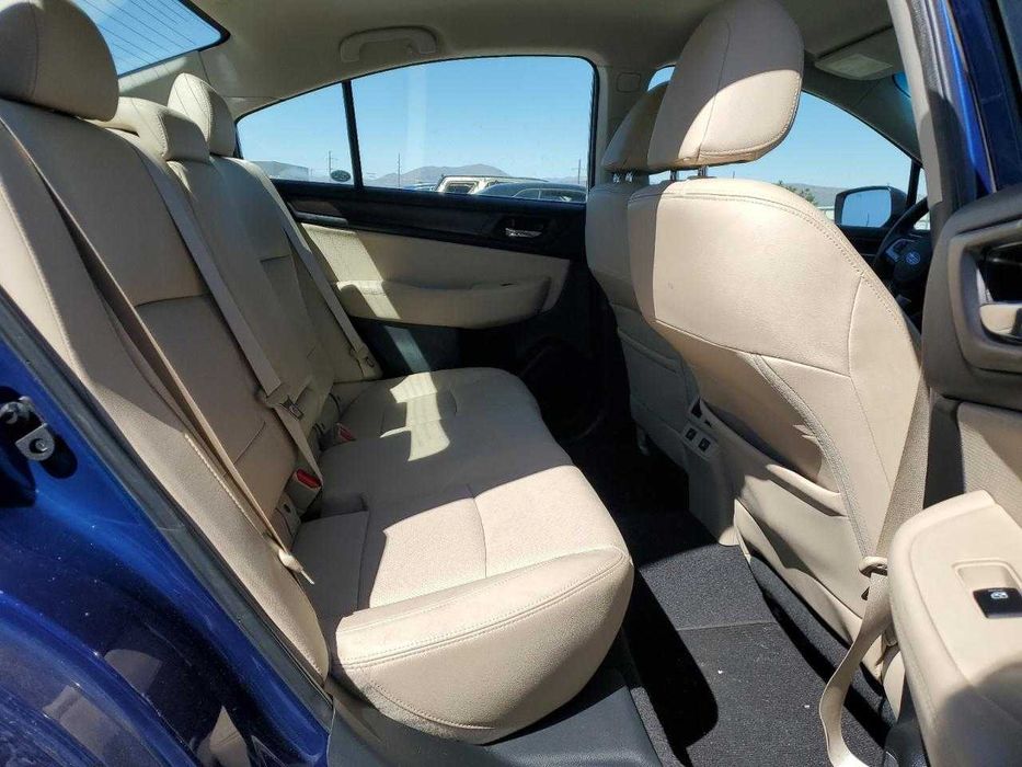 Subaru Legacy Limited (2015)