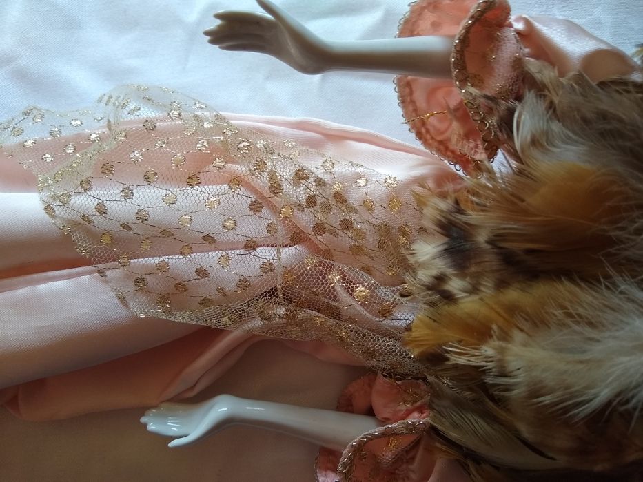 Porcelanowa lalka 48 cm do kolekcji