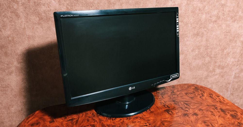 Продам монитор LG