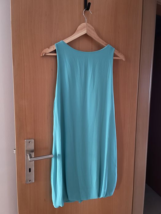 Vestido de verão verde menta