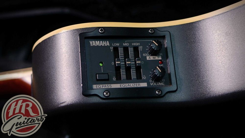 YAMAHA APX-7C z 1994 roku, gitara elektroakustyczna
