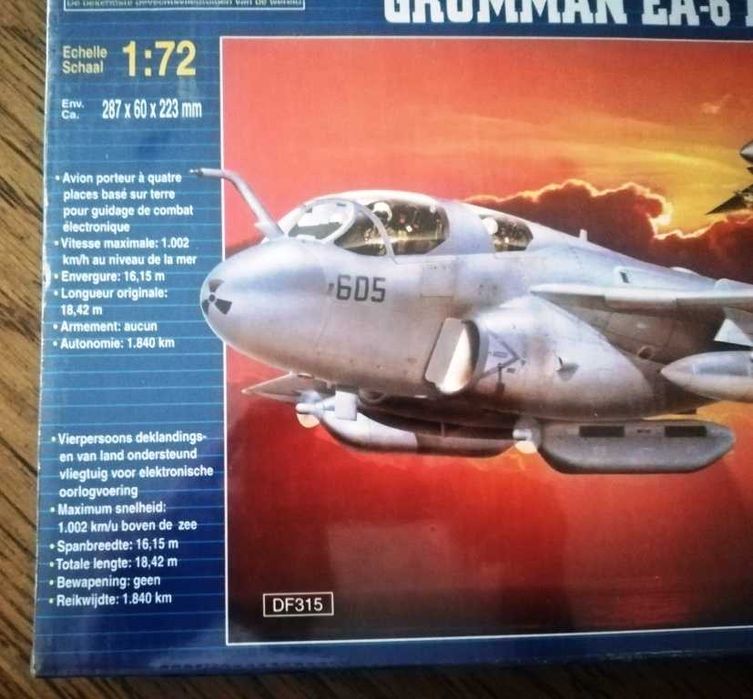 Avião Militar - Kit para montar