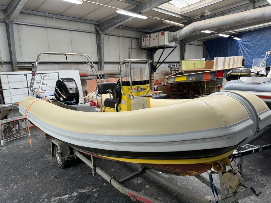 RiB Sportis S5200 /nowe tuby Hypalon / silnik Mercury90 / przyczepa