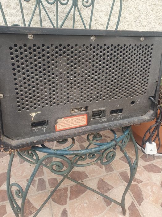 Radio antigo Philips