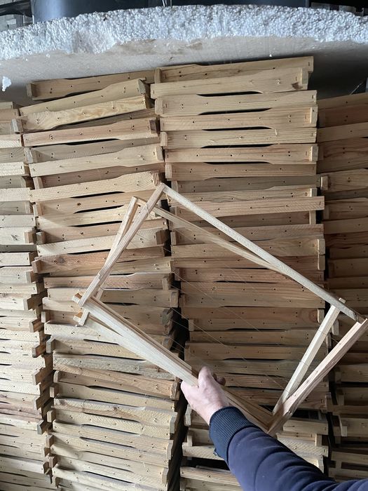 Продам платформу, корпуса, рамки для пасіки