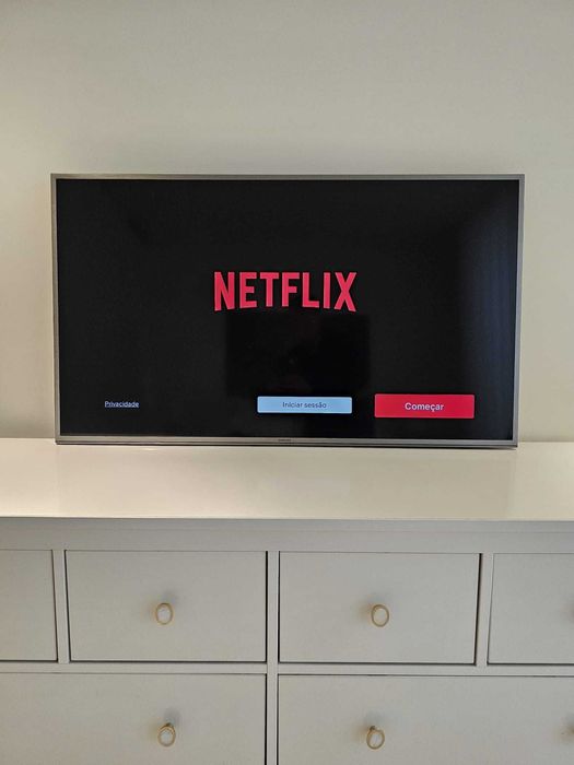 Samsung UE50JU6800K  (50") 4K Ultra HD Smart TV