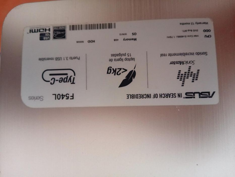 Computador da Asus que mal foi usado