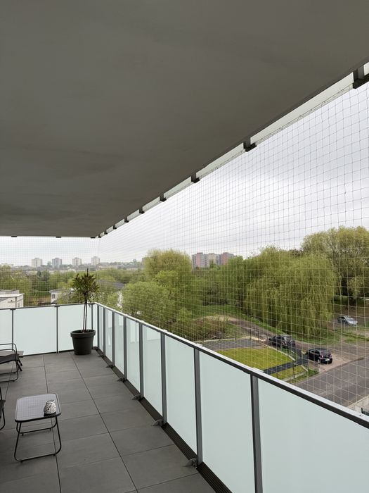 Siatka na balkon dla kota/osiatkowanke balkonu/siatka przeciw golebiom