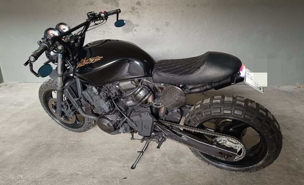 Honda hornet 600 Scrabble