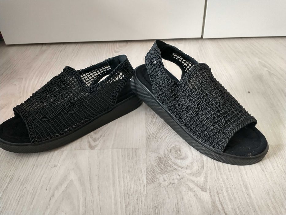 Buty ażurowe damskie