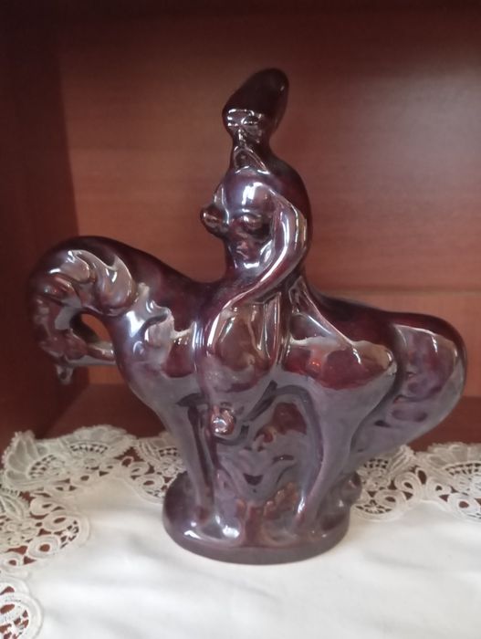 Продам статуэтку