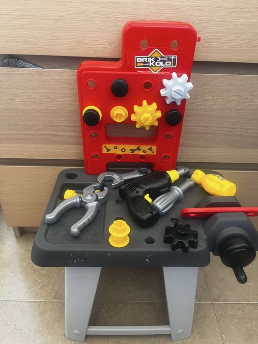 Mesa Ferramentas de Brincar