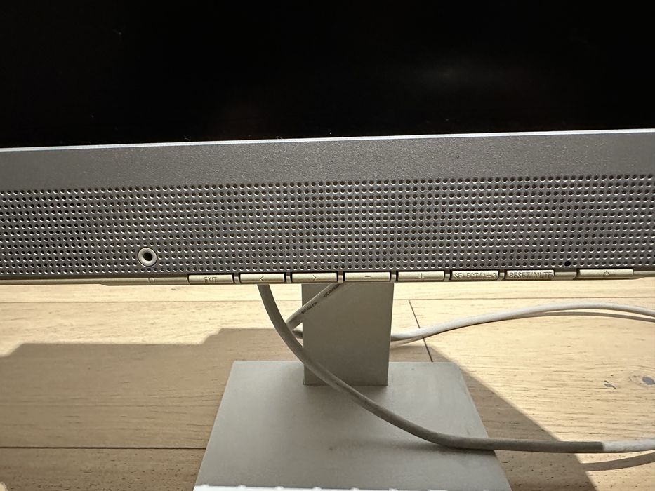 Monitor Retro MultiSync LCD 1560VM